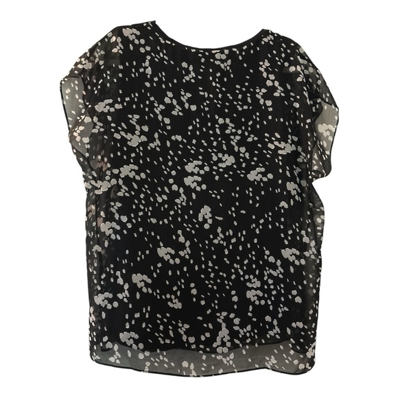 CABI top, black and gray, size Medium. Semi sheer with attached cami. Loose fit - Picture 6 of 6